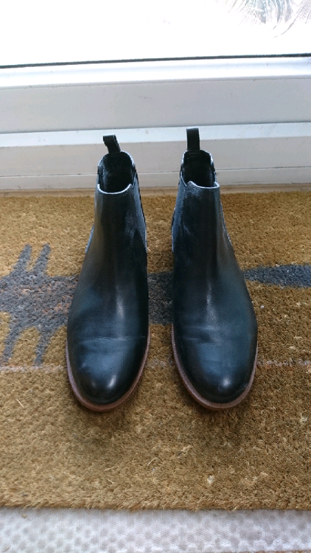 clarks wide fit chelsea boots